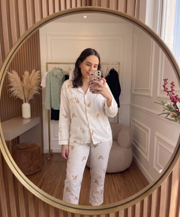 Pijama de algodón texturizado de mono estampada de perritos